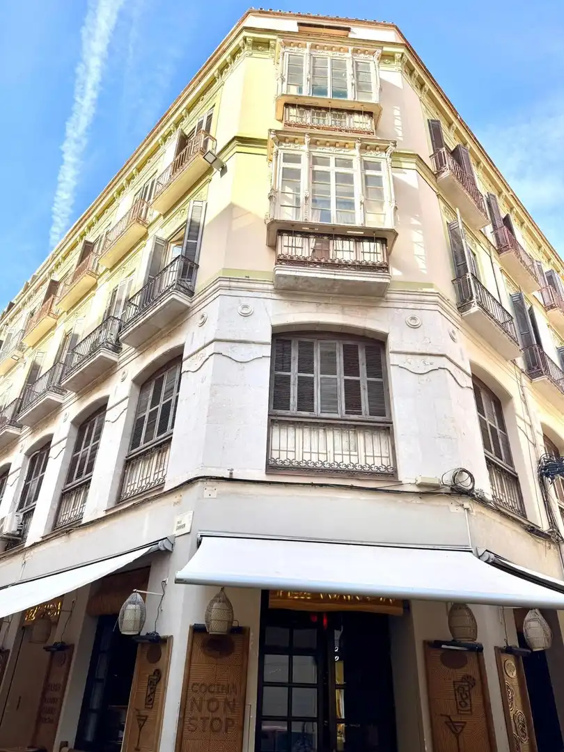 Vista exterior de Piso en venta en Málaga con Terraza y Balcón
