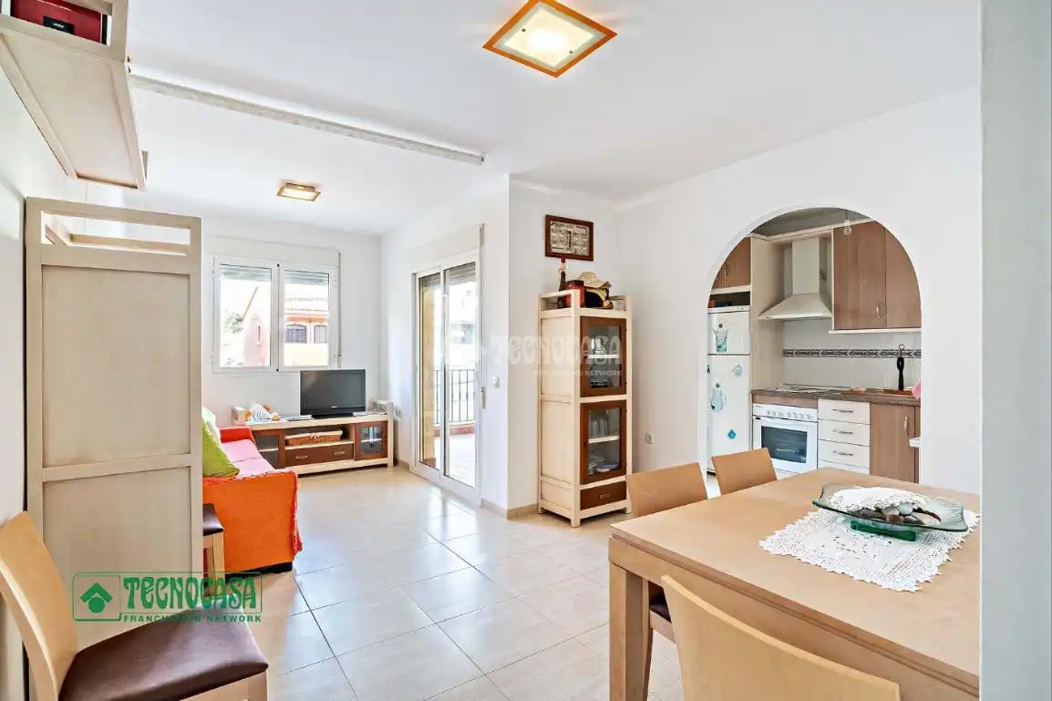 Living room of Flat for sale in Cuevas del Almanzora  with Air Conditioner, Terrace and Balcony
