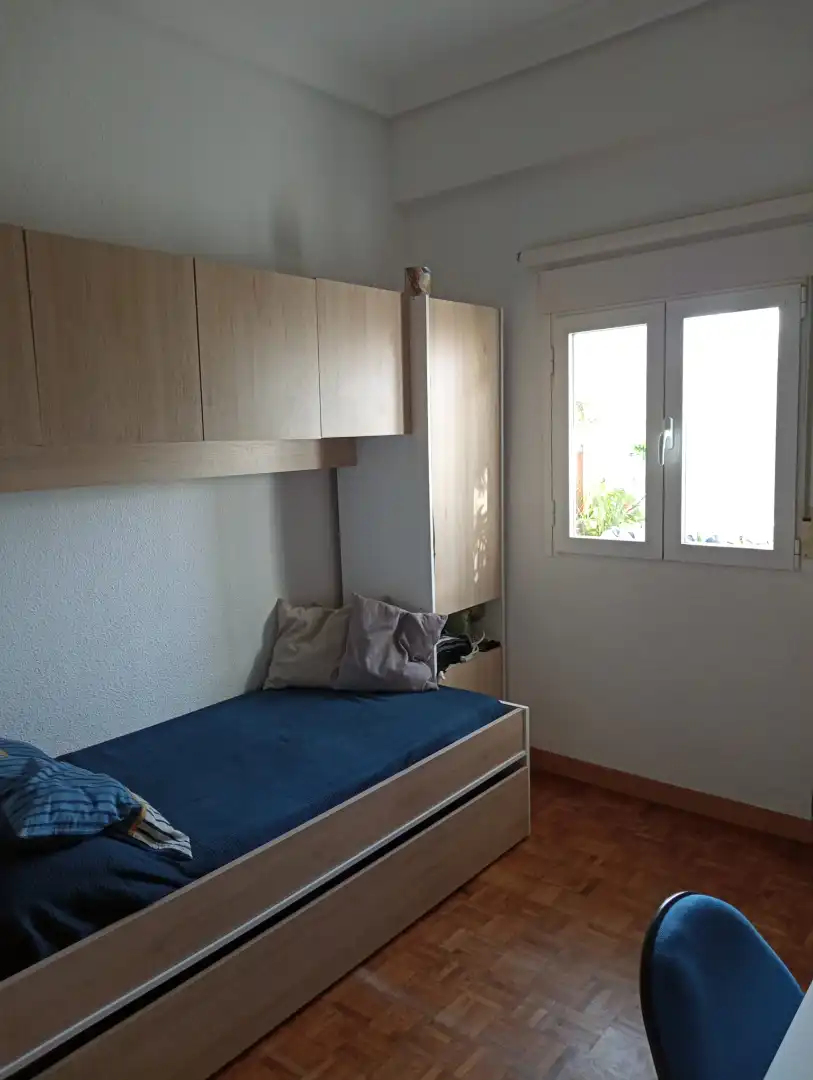 Habitación de Piso en venta en Madrid con Calefacción, Parquet y Balcón