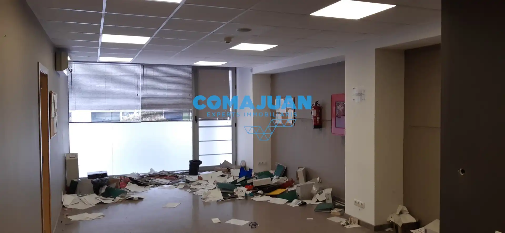 Nave industrial de alquiler en Badalona