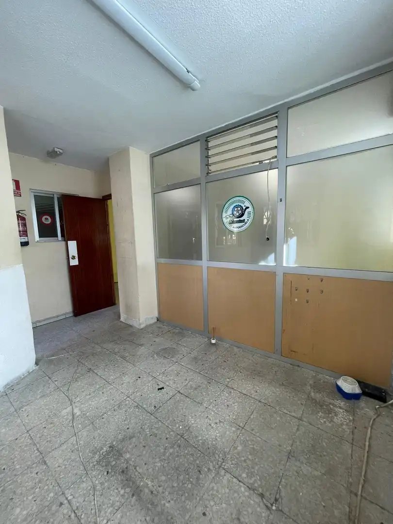 Local de alquiler en Fuenlabrada con Aire acondicionado