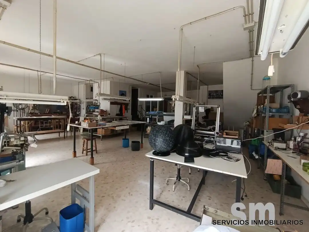 Local comercial en alquiler en Alameda del Cura - Barriada Andalucia, imagen 4