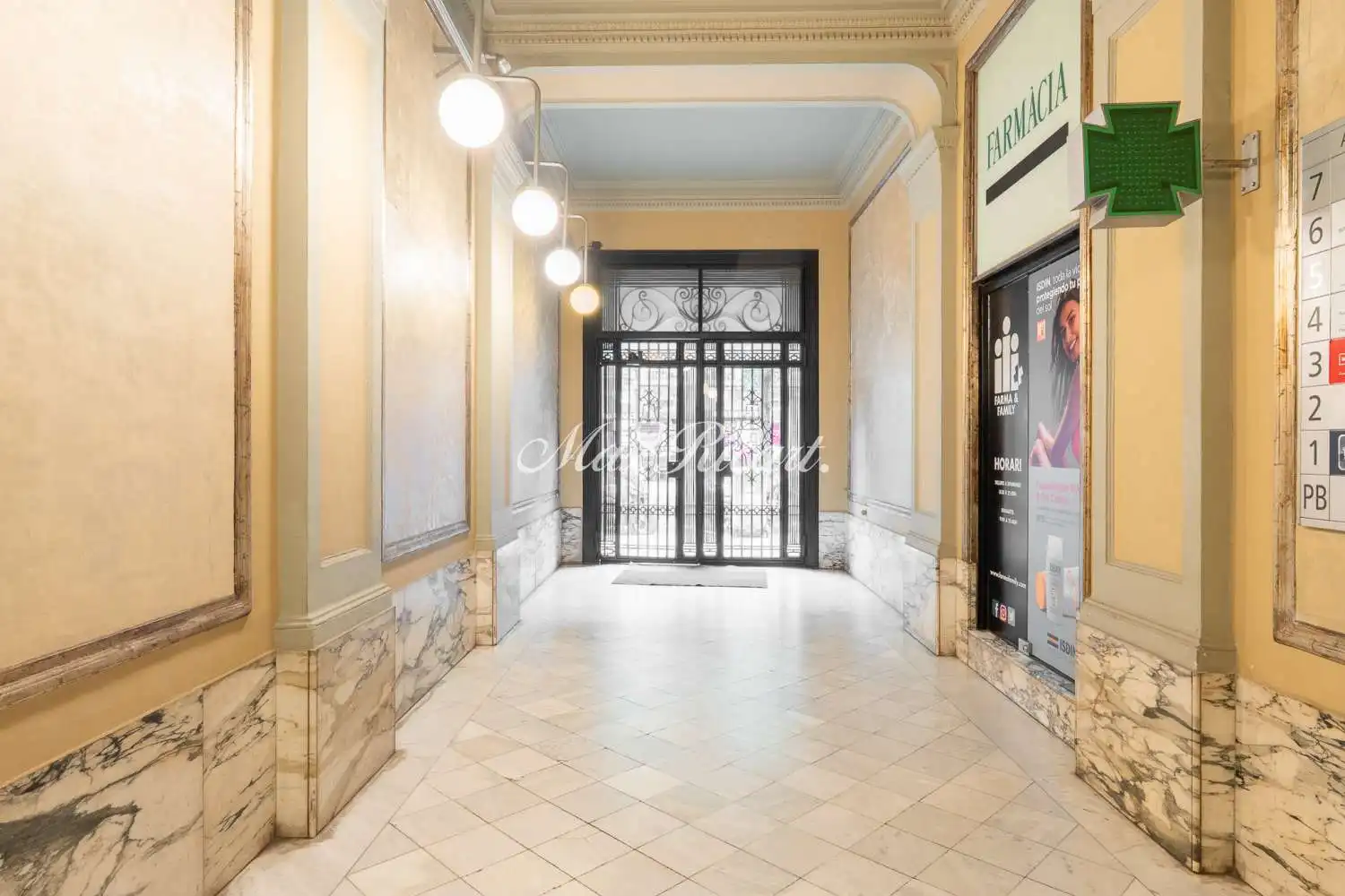 Oficina de alquiler en Dreta de l'Eixample