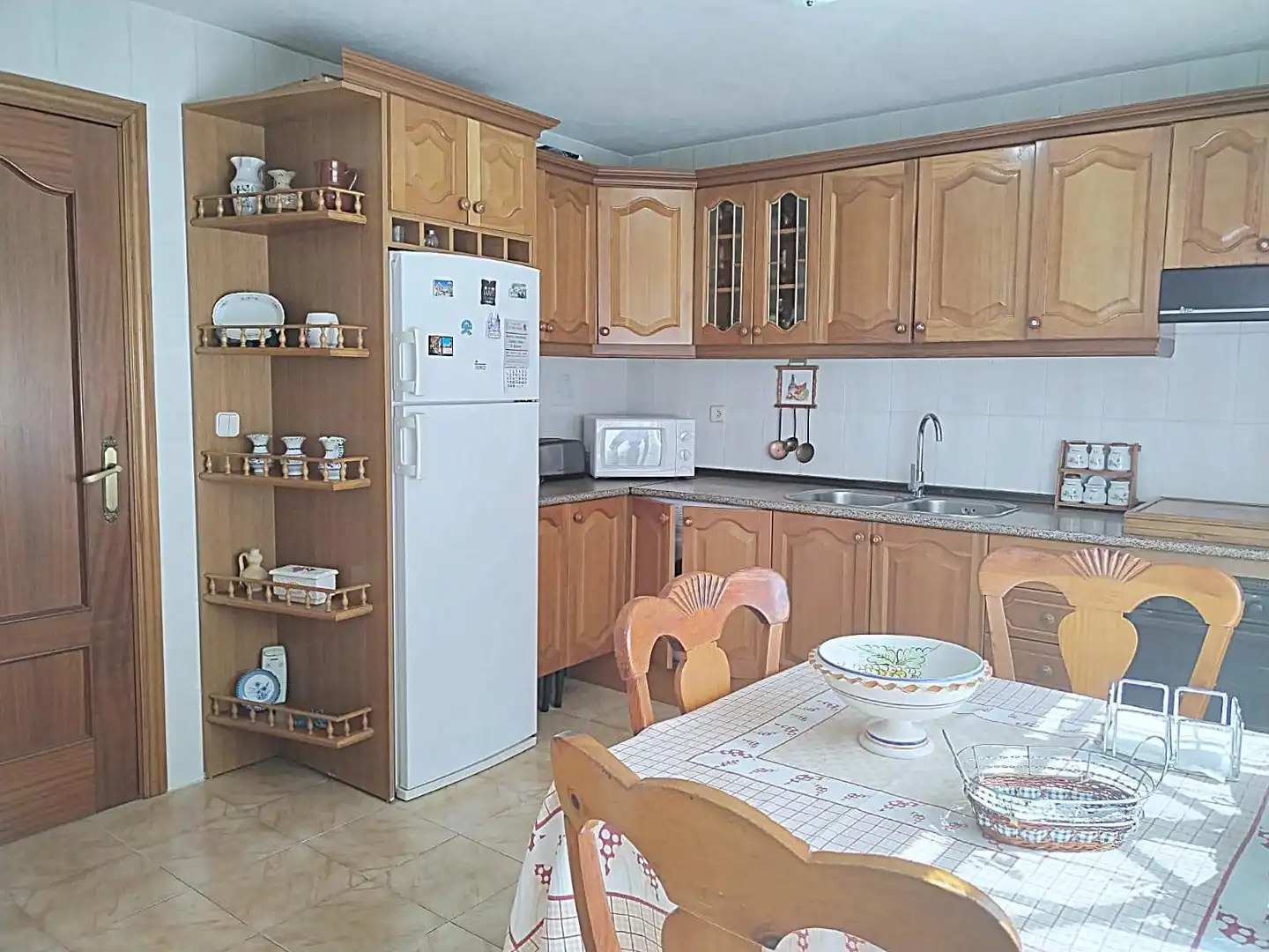 Kitchen of Detached homes for sale in Los Villares