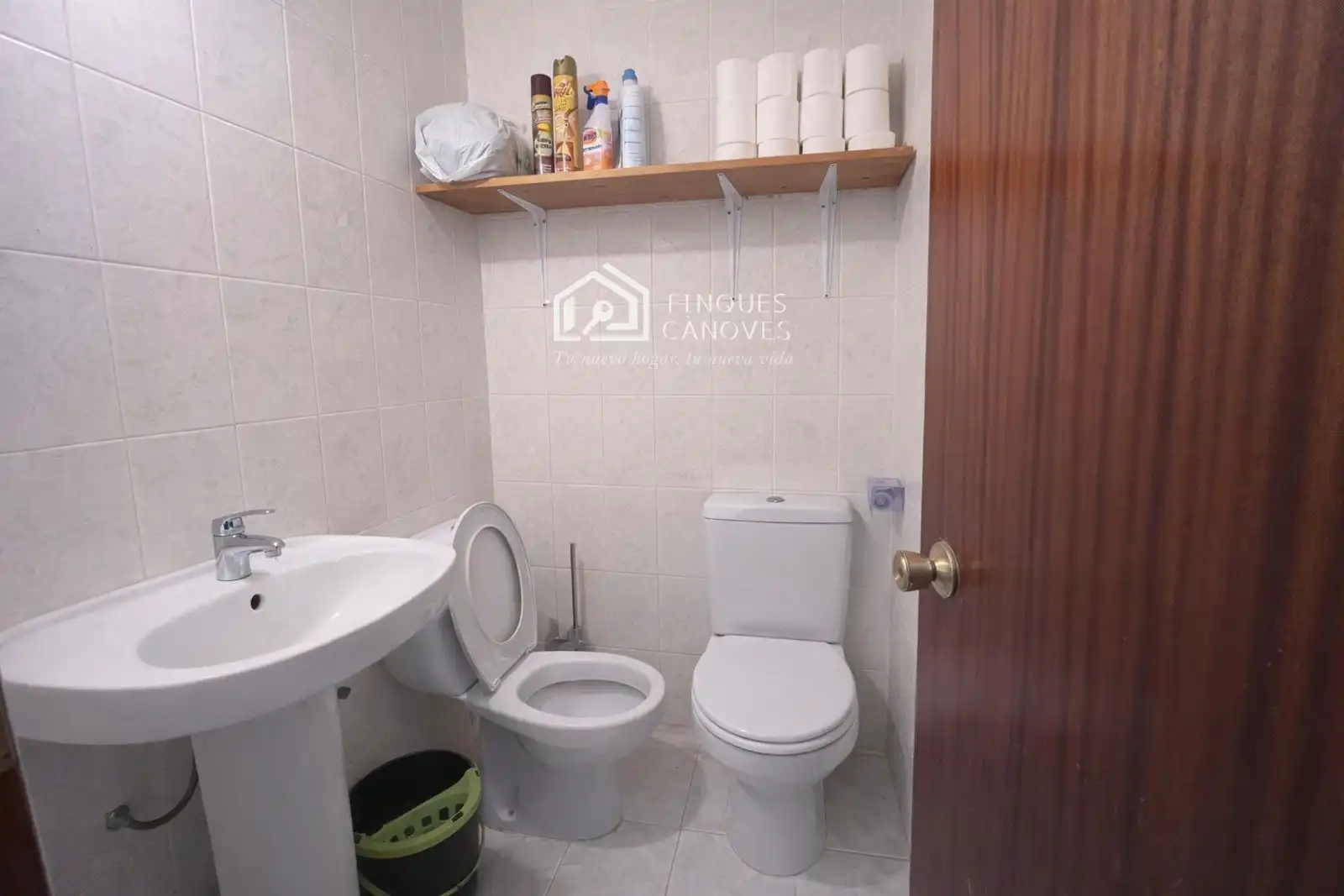 Badezimmer von Geschaftsraum zum Verkauf in Banyoles