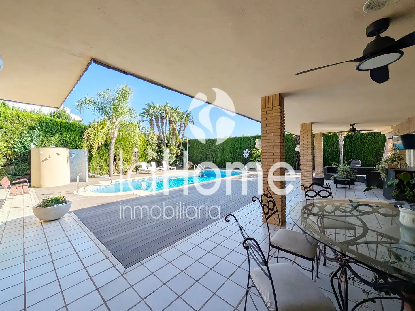 Piscina de Casa o chalet en venta en L'Eliana con Aire acondicionado, Calefacción y Jardín privado