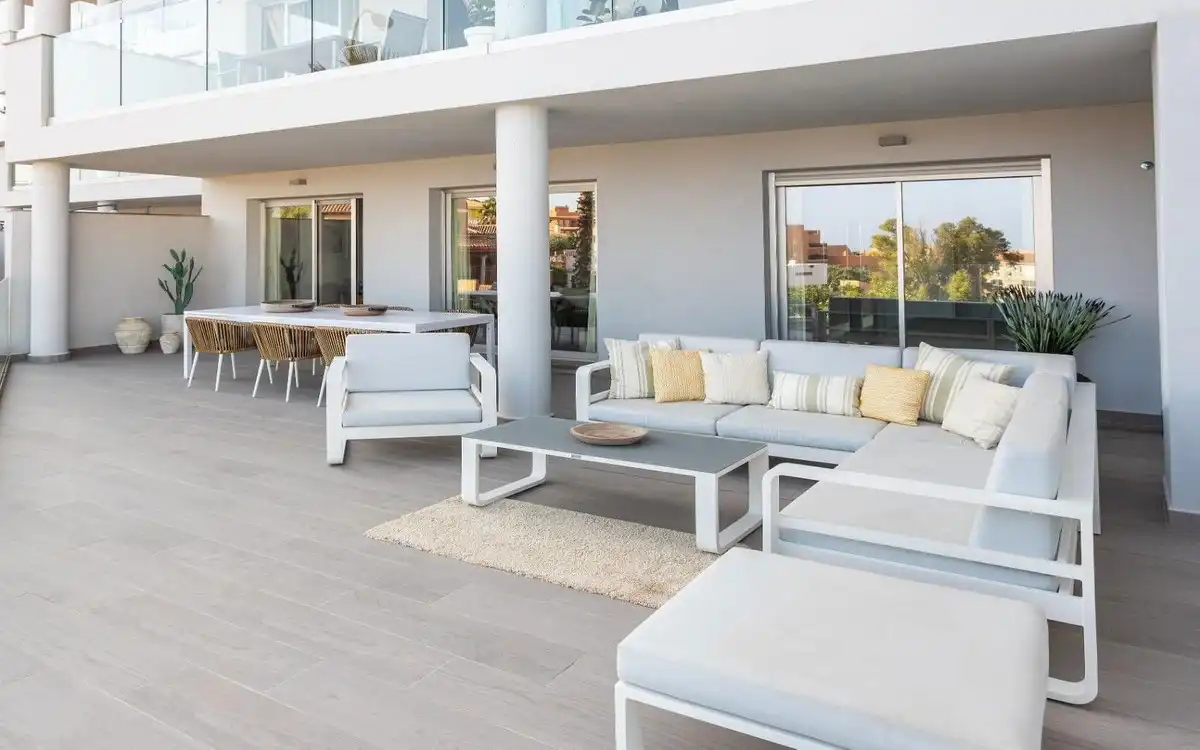 Apartamento con piscina en venta en Castillo Sohail - Myramar, imagen 9