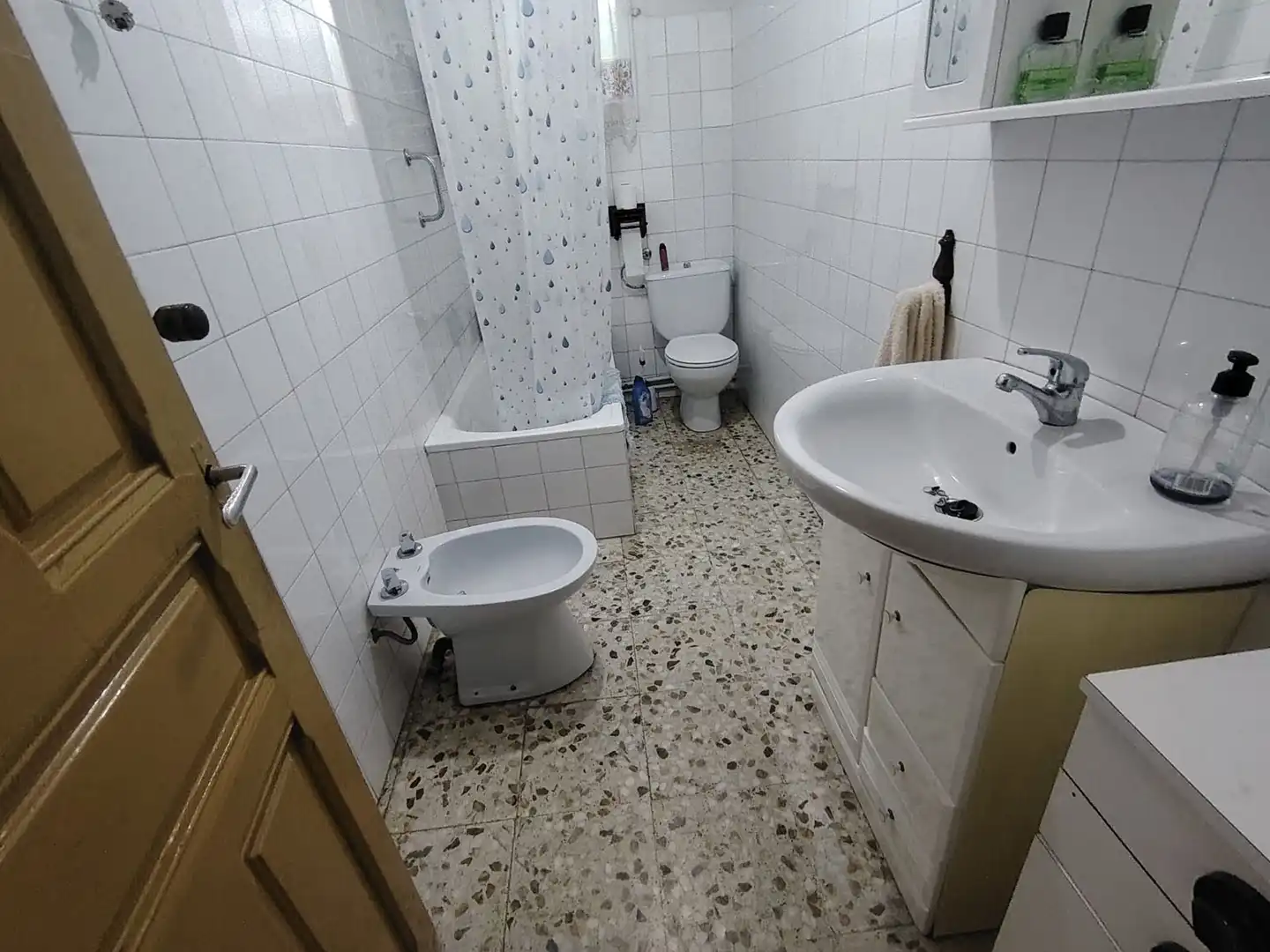 Baño de Casa o chalet en venta en Nuez de Ebro con Calefacción, Jardín privado y Trastero
