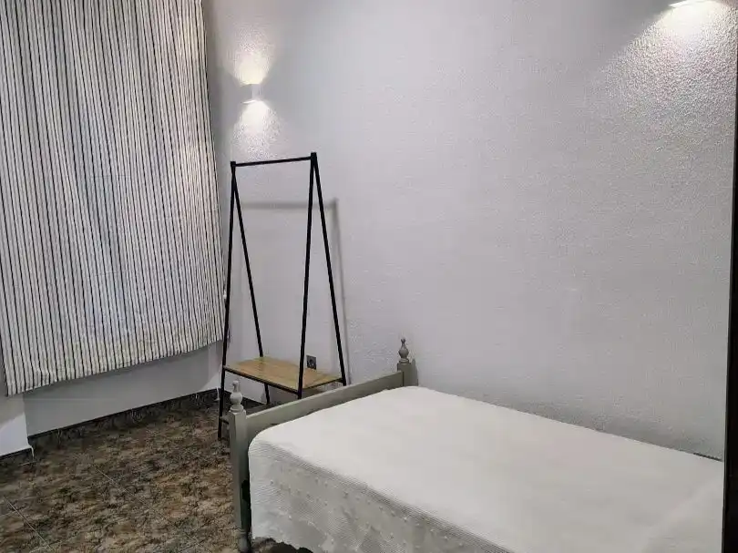 Habitación de Piso de alquiler en San Bartolomé - Millán de Priego