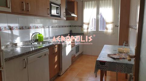 Foto 3 de Pis en venda a Los Zarzales, Villaquilambre, León