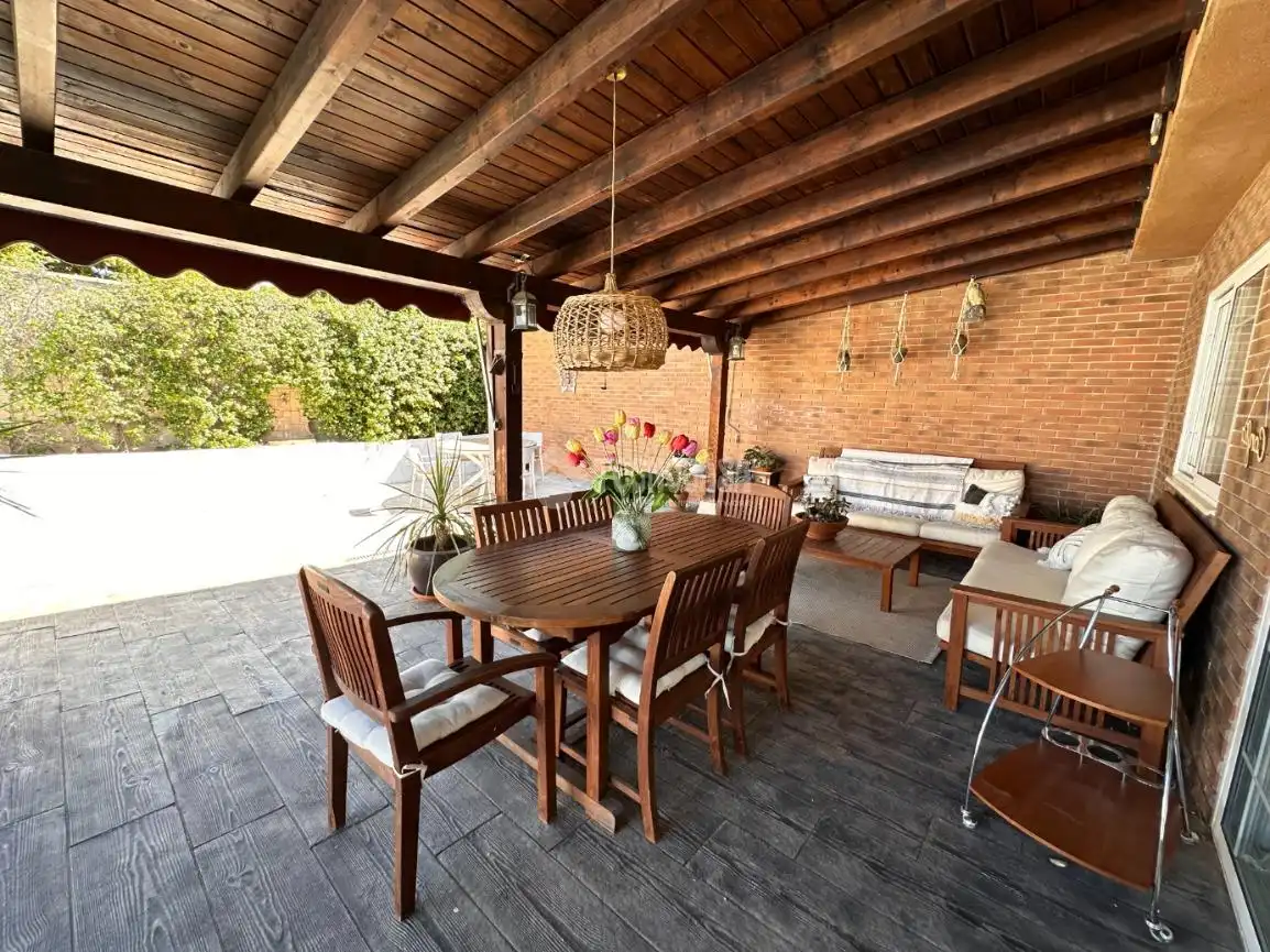 Terrace of Detached homes for sale in Torres de la Alameda