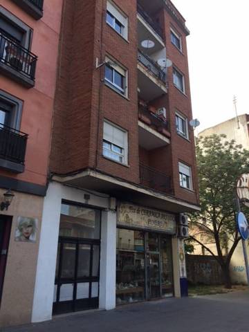 Piso en Venta en C/ Portiña de San Miguel  en Tres Olivos - La Piedad