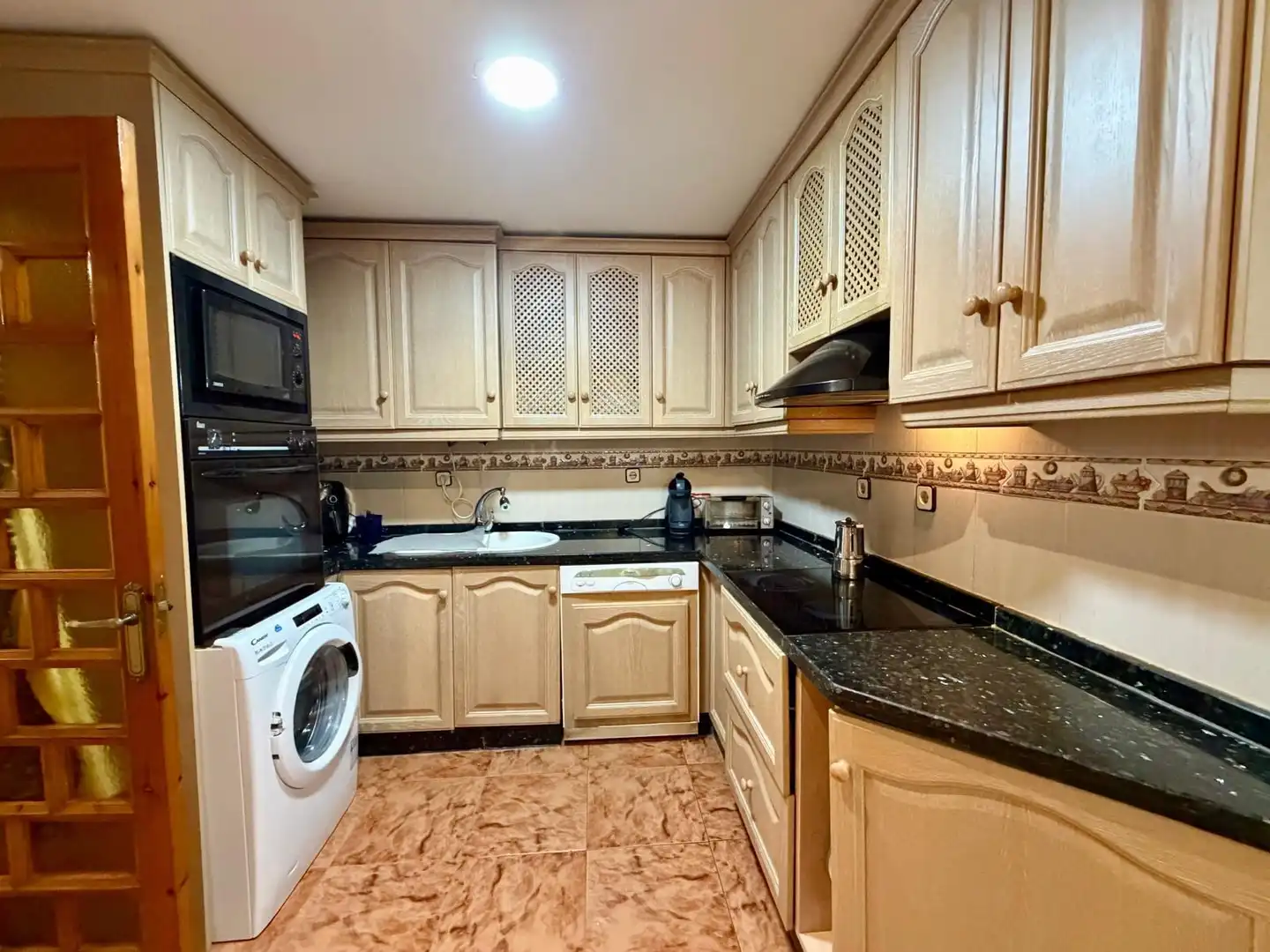 Cocina de Piso en venta en Roquetas de Mar con Terraza