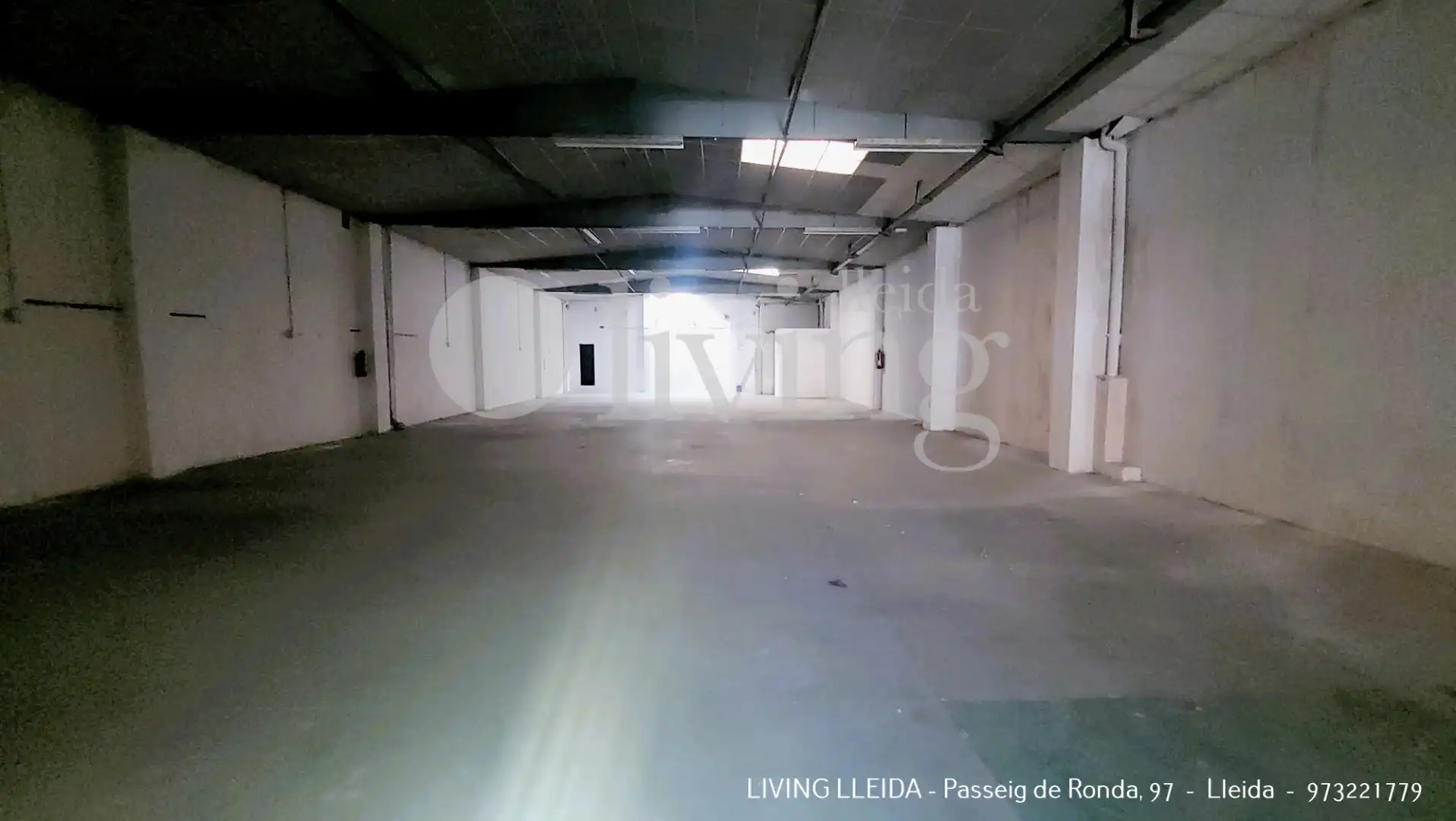 Nau industrial en venda en Lleida