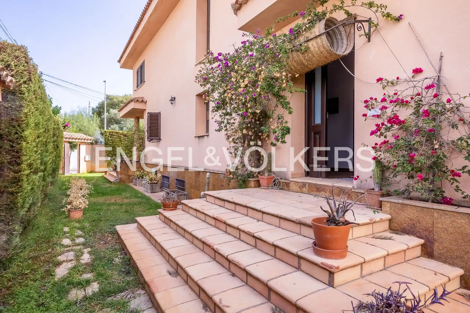 Casa amb terrassa en venda a Valencina de la Concepción, imagen 7