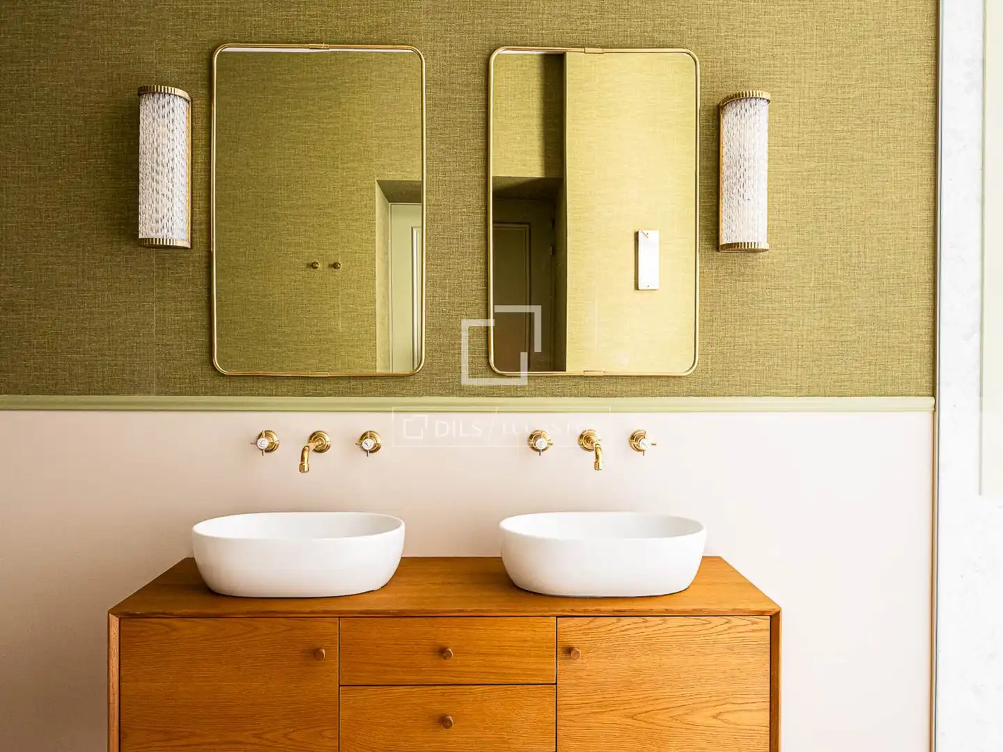 Bathroom of Flat for sale in Barcelona  with Air Conditioner, Heating and Terrace