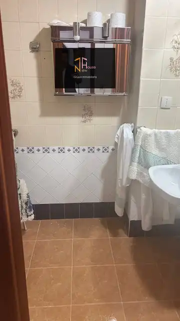 Baño de Piso en venta en Córdoba con Lavadora y Microondas