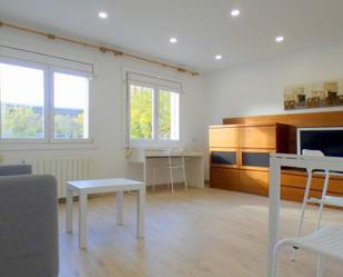 Living room of Flat to rent in  Barcelona Capital  with Air Conditioner, Heating and Parquet flooring