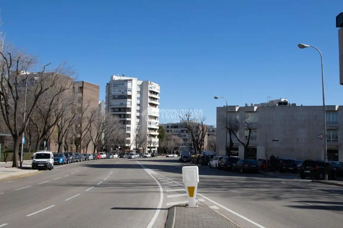 Außenansicht von Wohnung zum Verkauf in Madrid mit Klimaanlage und Heizung