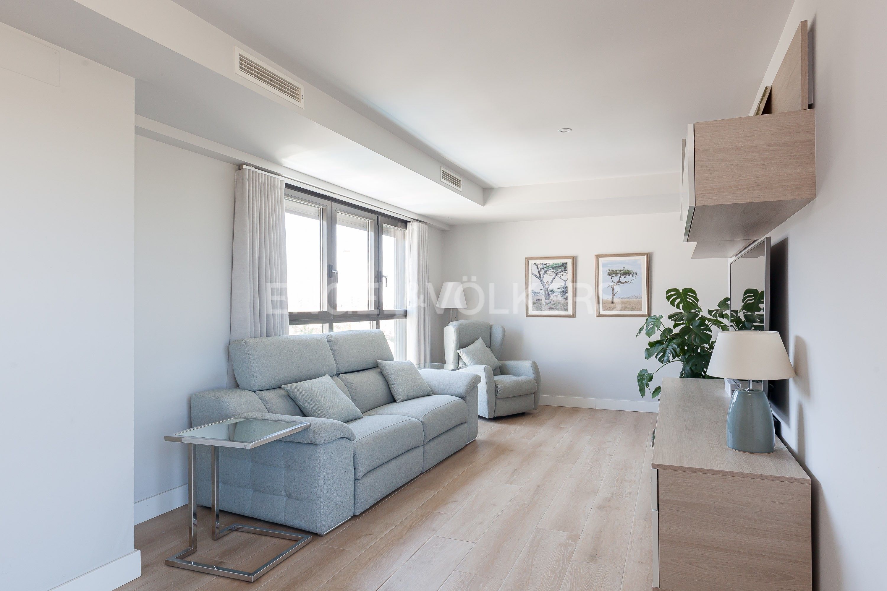 Living room of Apartment to rent in  Madrid Capital  with Air Conditioner, Heating and Swimming Pool