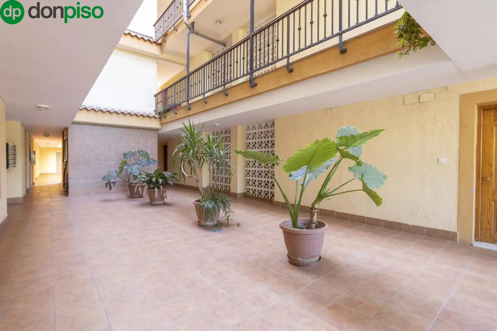 Flat for sale in Avenida de la Casa Grande, Gójar