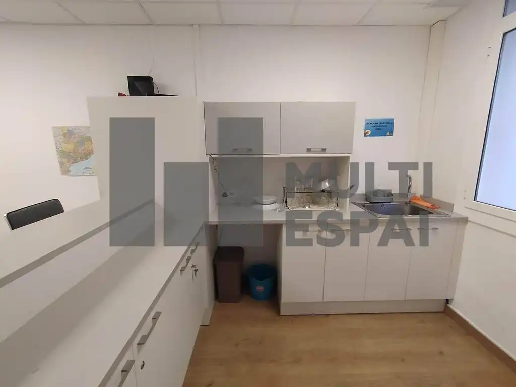 Business premises to rent in Carrer de Còrsega, imagen 20