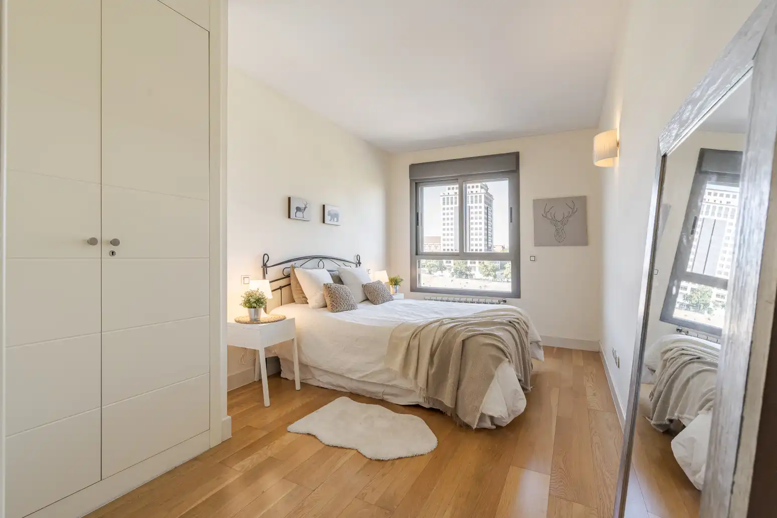 Habitación de Piso en venta en Madrid con Aire acondicionado, Calefacción y Jardín privado