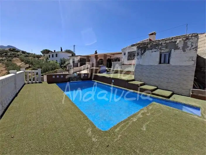 Detached house with pool for sale in Alcaucín, imagen 13