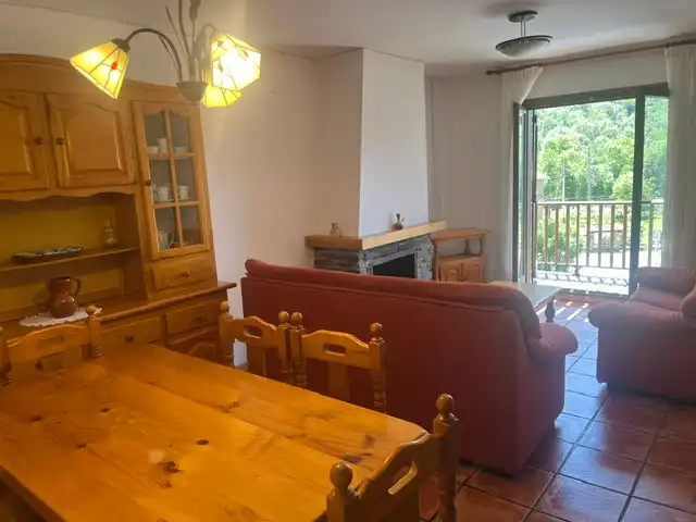 Sala d'estar de Apartament en venda en Vall de Cardós amb Calefacció, Moblat i Balcó