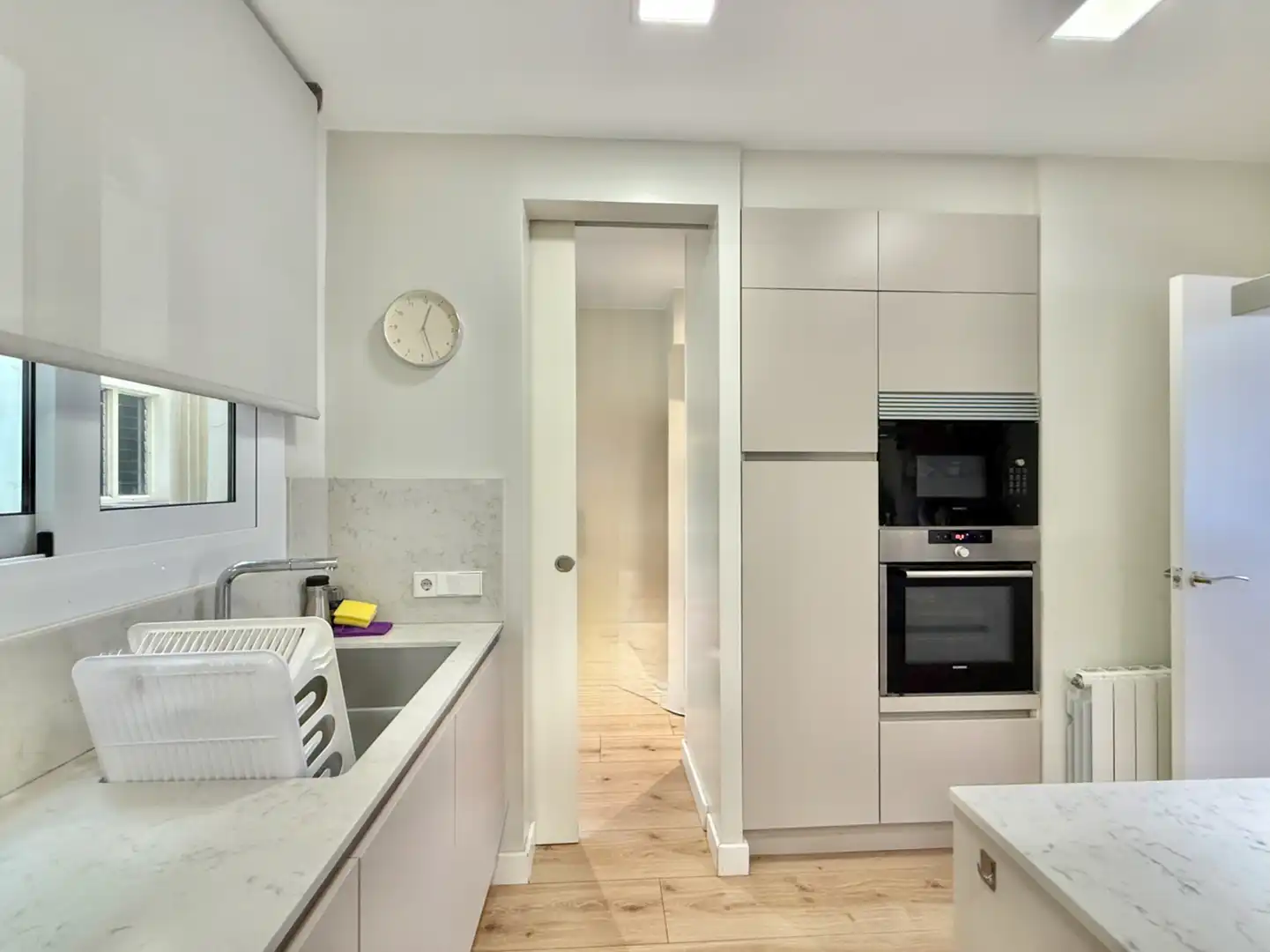 Cocina de Piso de alquiler en Barcelona con Aire acondicionado, Calefacción y Parquet