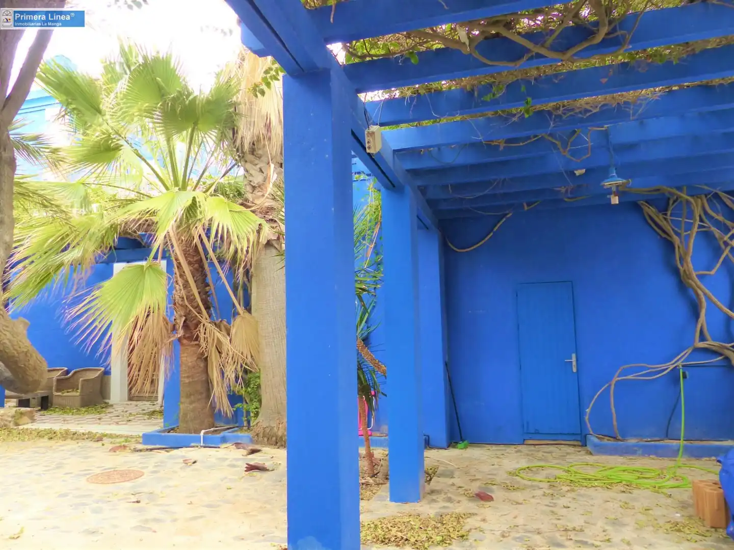 Vista exterior de Casa o chalet en venta en Cartagena con Calefacción, Jardín privado y Parquet