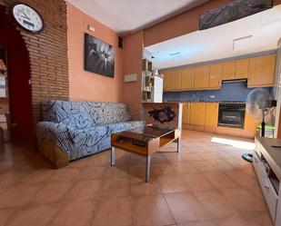 Sala d'estar de Pis en venda en Mislata amb Terrassa, Traster i Balcó