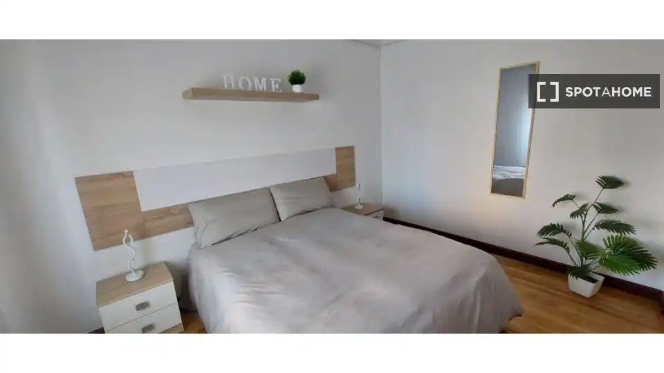 Bedroom of Apartments for share in Camargo  with Air Conditioner, Heating and Terrace