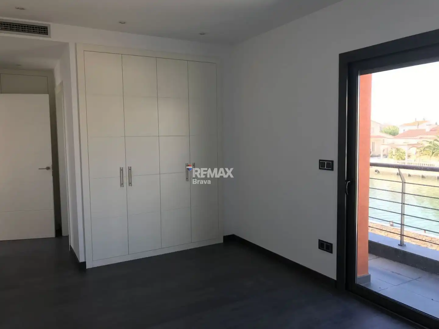Detached house with terrace for sale in Calle Cap Ponent, imagen 5