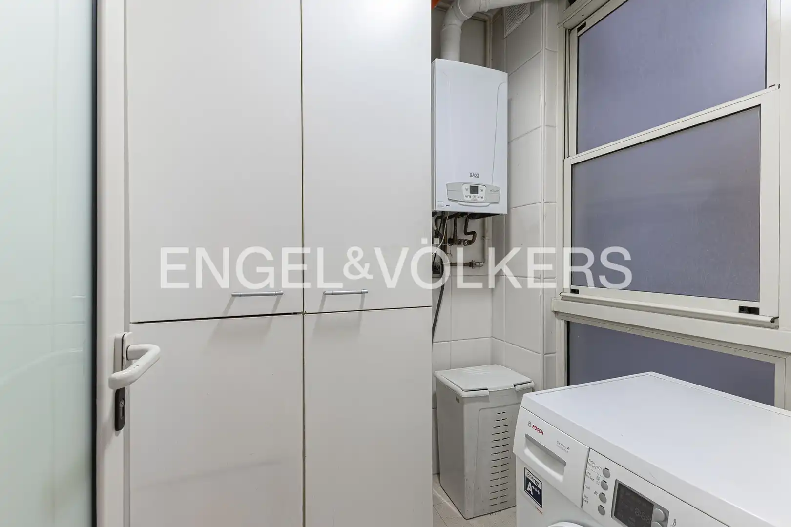 Kitchen of Flat for sale in Barcelona  with Air Conditioner, Heating and Private garden
