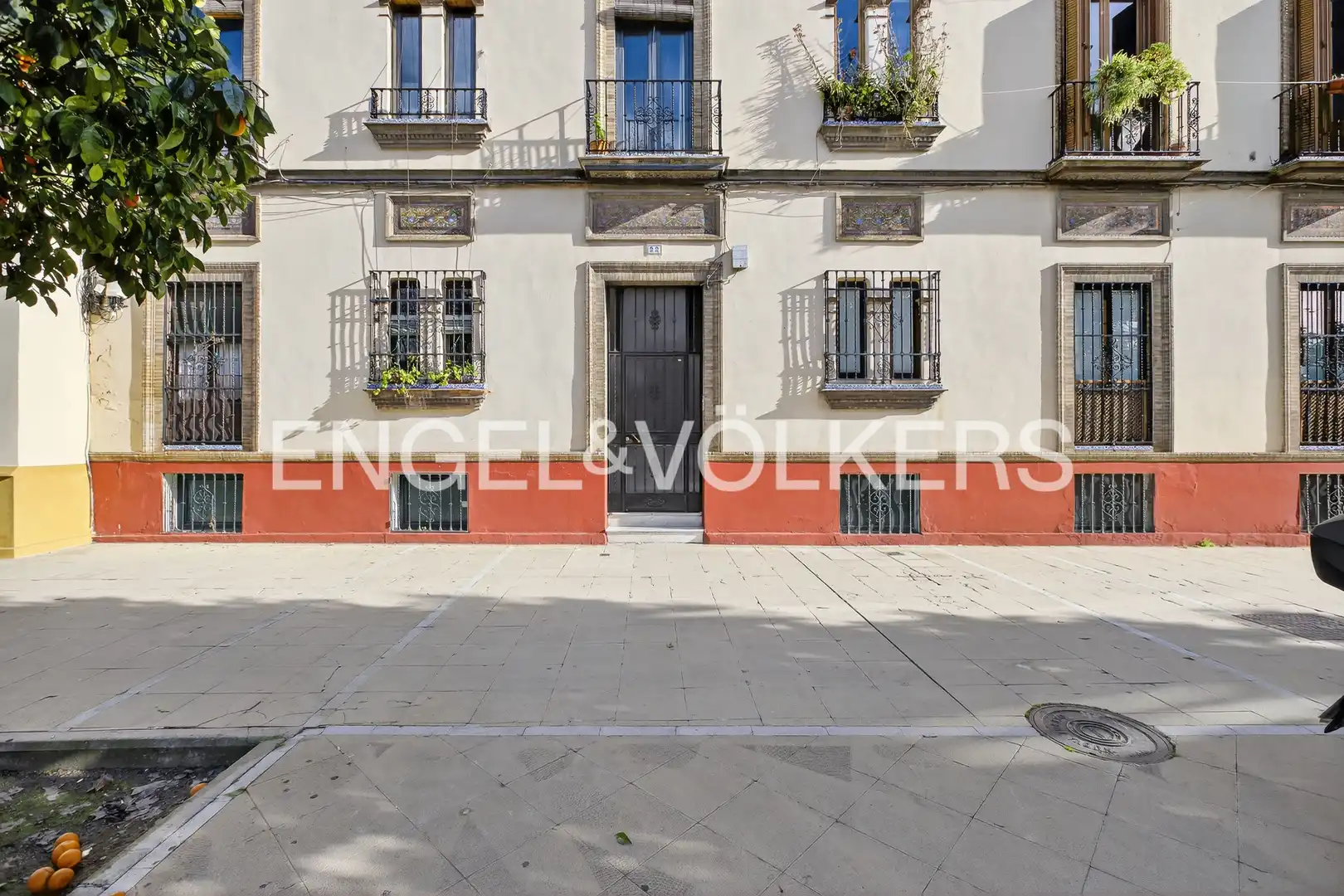 Außenansicht von Wohnungen zur Miete in Sevilla mit Klimaanlage, Heizung und Möbliert