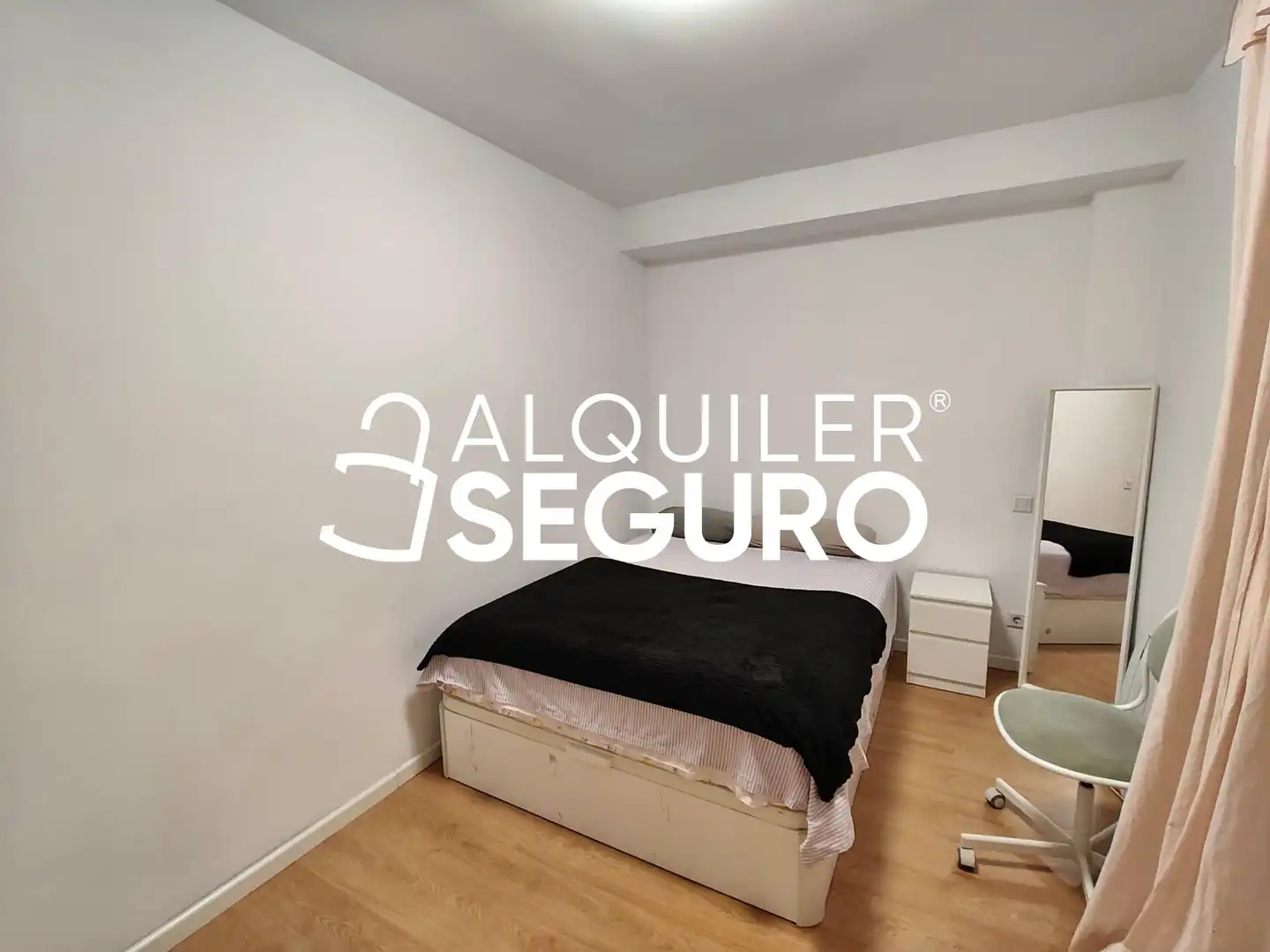 Piso con ascensor en alquiler en Fermin Caballero, imagen 10