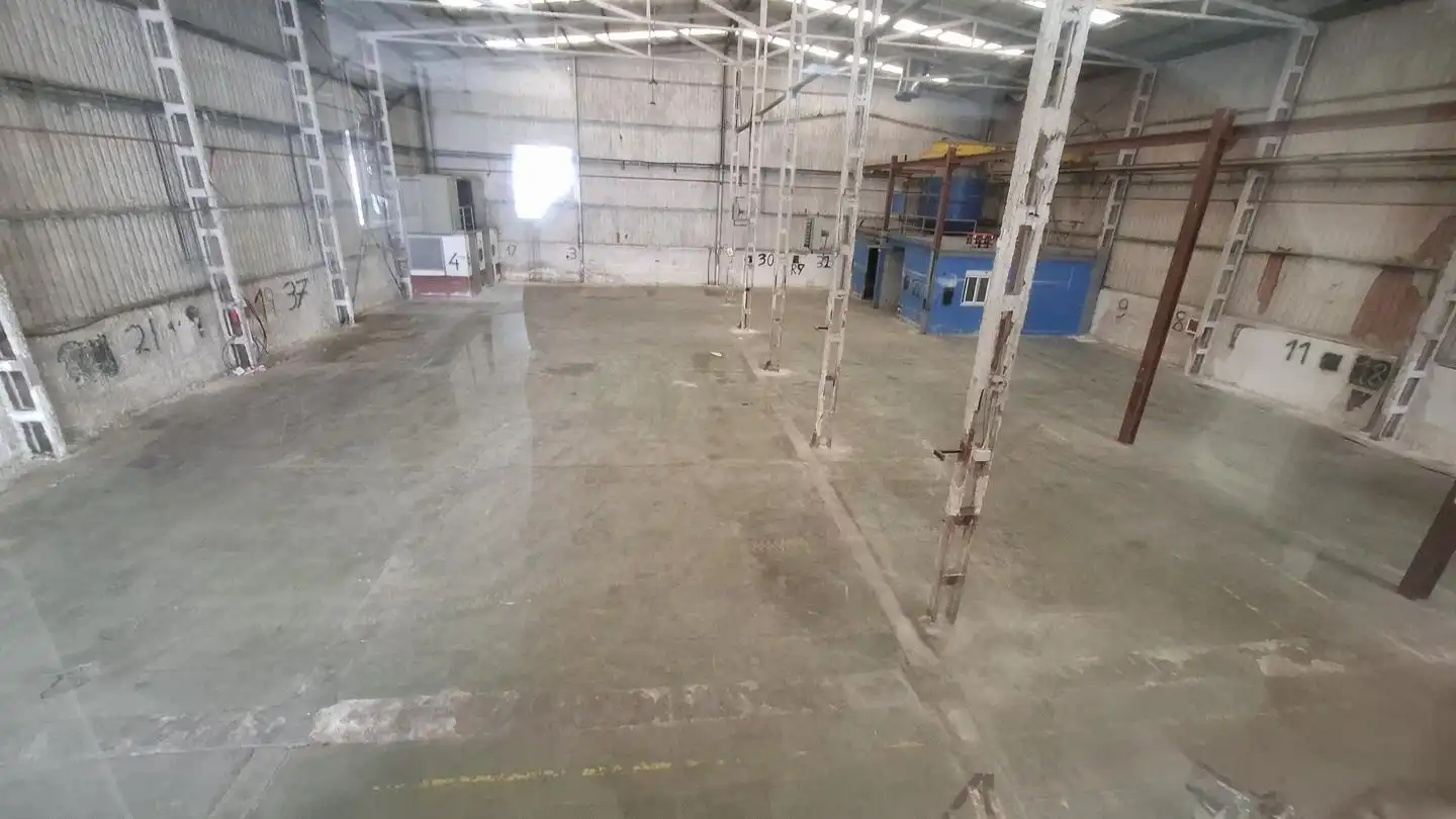Nau industrial de lloguer a Polígono Trascueto