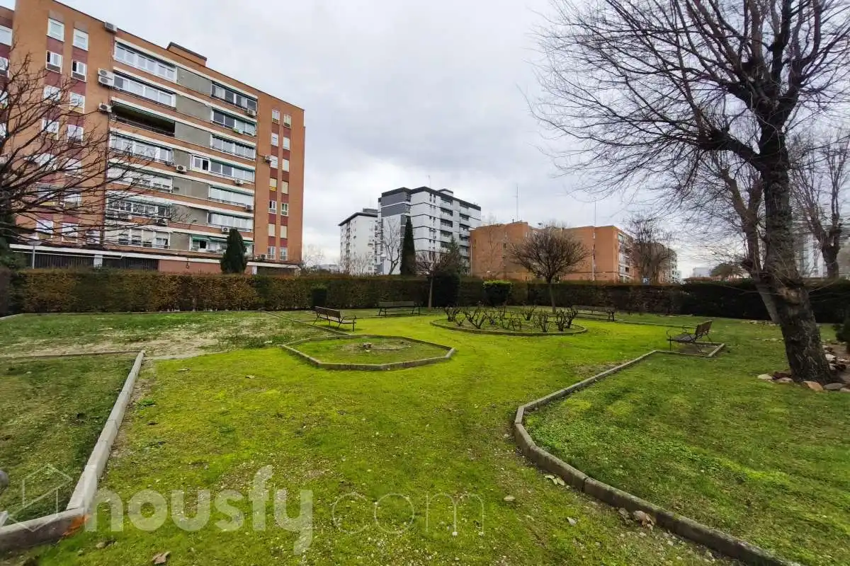 Flat for rent in Calle de Lima, La Avanzada - La Cueva