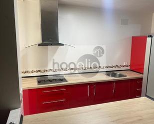 Cuina de Pis de lloguer en  Sevilla Capital amb Aire condicionat, Terrassa i Moblat