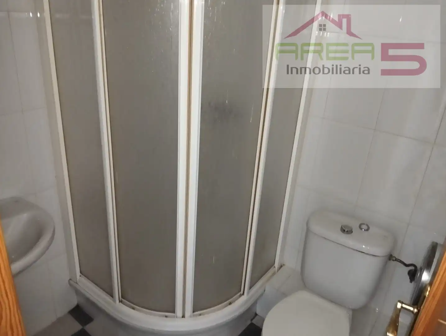 Badezimmer von Gebäude zum Verkauf in Casatejada