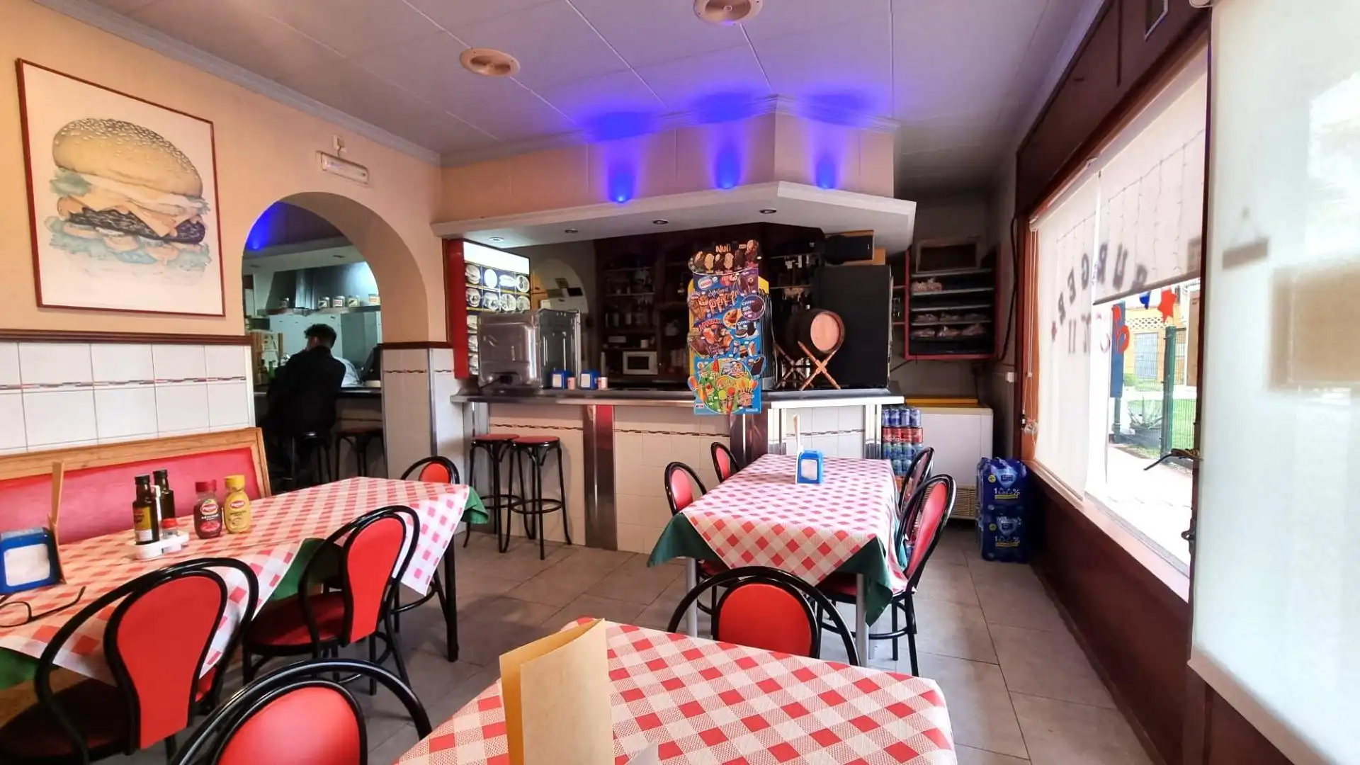 Local comercial en venta en Roquetas de Mar ciudad