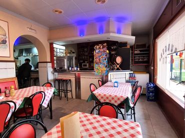 Local comercial en venta en Roquetas de Mar ciudad