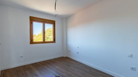 Foto 2 de Pis de lloguer a C. Carmen Descalzo, Venecia - Nueva Alcalá, Madrid