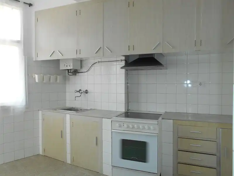 Cocina de Piso de alquiler en Ferrol con Parquet