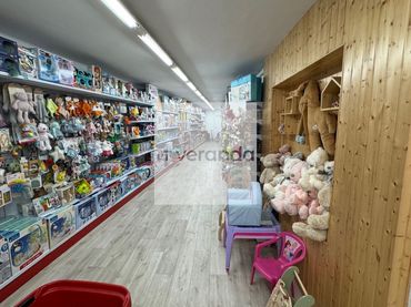 Local commercial à louer à Catalunya - Fontetes