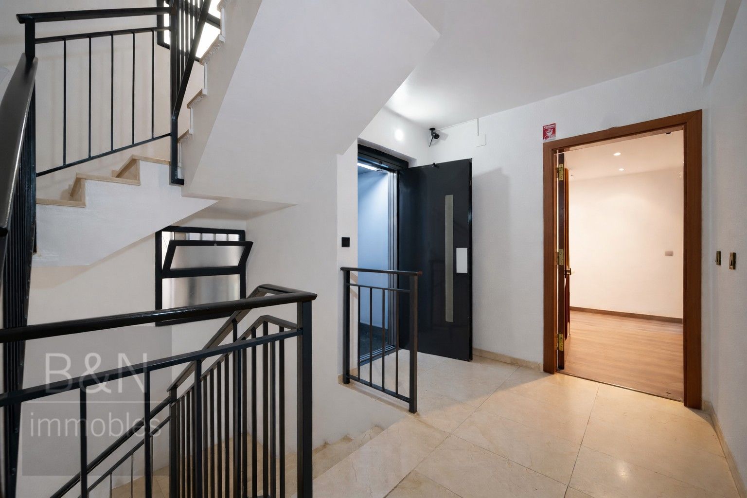 Piso en venta en Terrassa con Aire acondicionado, Calefacción y Terraza