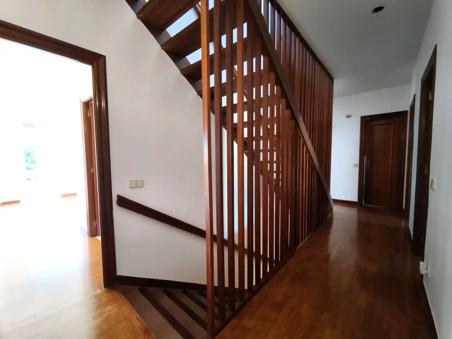 Casa o xalet en venda en  Logroño amb Calefacció, Parquet i Terrassa