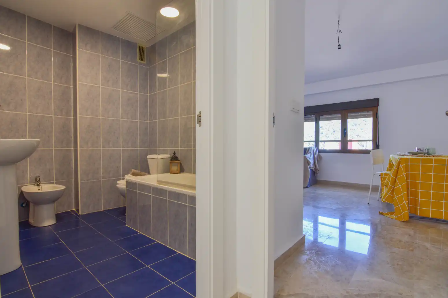 Baño de Piso en venta en Serra con Aire acondicionado y Calefacción