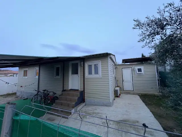 Vista exterior de Casa o chalet en venta en Mejorada del Campo con Calefacción, Jardín privado y Parquet